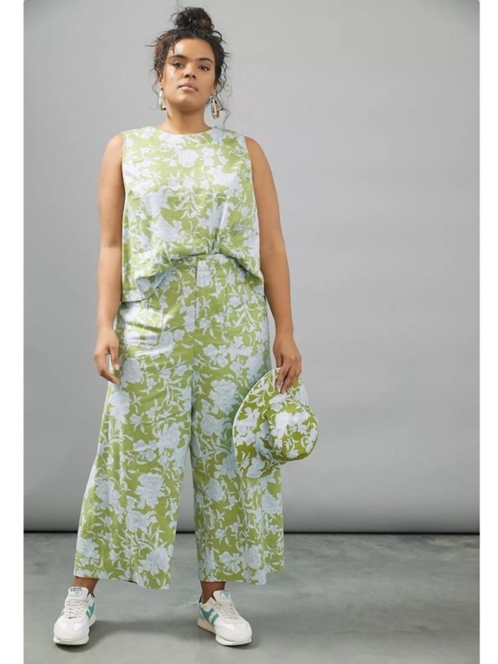 Anthropologie London Green Floral Sleeveless Tank and Wide Leg Pant set